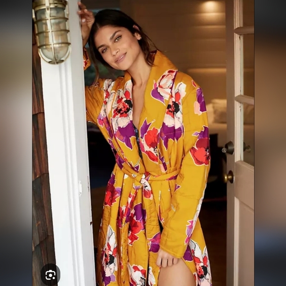 Anthropologie Amber Floral Gold Robe Coat S/XS Great...